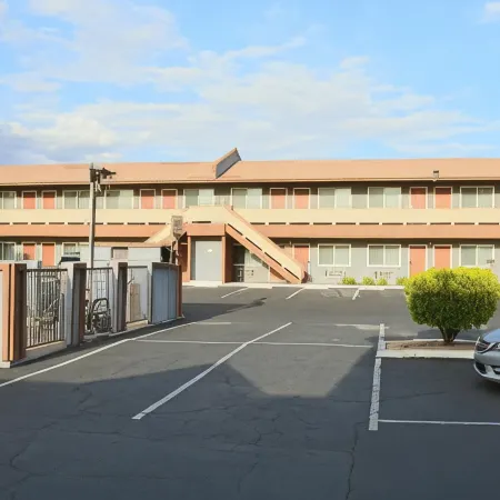 Budget Inn