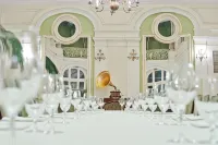 Grand Hotel - breakfast