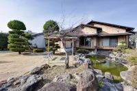 Rakusuien - Hot Springs