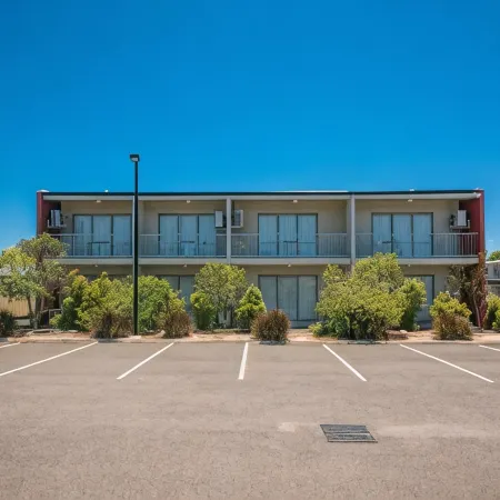 Capella Coach Inn