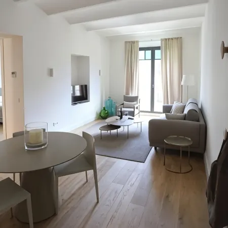 Apartaments Plaça Del VI