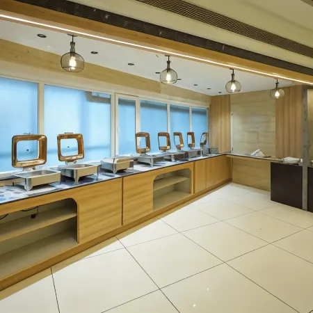 Royal Plaza Suites by Rak Rooms, Mangaluru