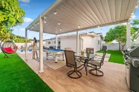 Family Retreat: Pool, Games & Private Apartment - Homestays