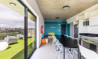 Fully Equipped Apartments Just a few Steps From the Botanical Garden in Curitiba - EBI