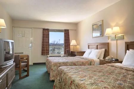 Days Inn by Wyndham Apple Valley Pigeon Forge/Sevierville Отели рядом с достопримечательностью «Уайлдернесс эт Смокис»