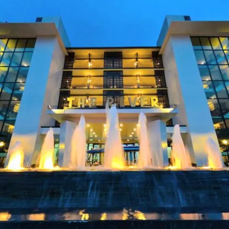 The River Hotel Отели рядом с достопримечательностью «Река Меконг»