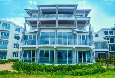 1-2-3 Oceanfront Condo โรงแรมใน