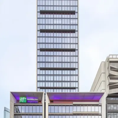 Holiday Inn Express MELBOURNE LITTLE COLLINS by IHG Hotels near ExxonMobil Melbourne