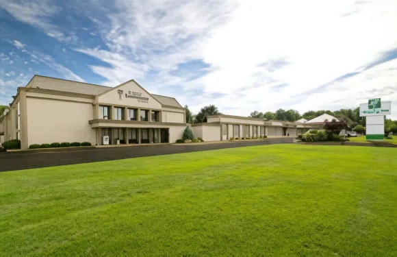 Holiday Inn 東温莎