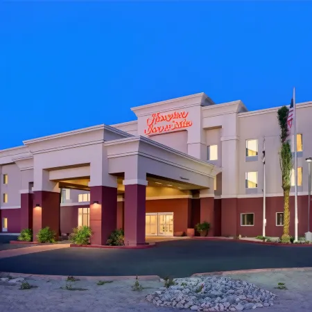 Hampton Inn & Suites Blythe Отели в г. Блайт