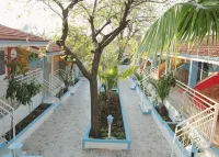 Side Temple Hotel