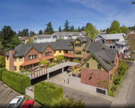 The Eagle Harbor Inn Hotels in Kitsap County