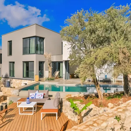 Notos Club - 14 Premium Villas with Openair Restaurant&Tennis Court in Nature