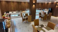 IBIRIS Hotel Oran - sarapan