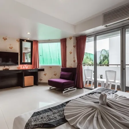 7Q Patong Beach Hotel