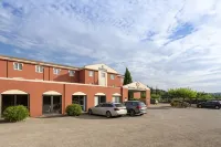 Best Western Terre de Provence - parking