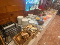 Buccaneers Boutique Guest House - breakfast