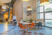 Appart Hôtel Belambra Lyon Villemanzy - sarapan