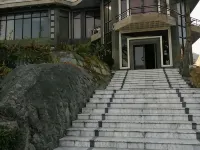 Rock City Resort Hotels in Mingora