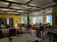 Corredoura Garden - Homestays
