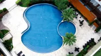 Soll Marina Hotel & Conference Center Bangka - Pools