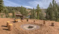 Lakefront duplex property, nicely finished. 2 bedroom and queen size hide-a-bed. - 2-Star