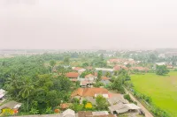 Cozy Studio Apartment at 6Th Floor B Residence - 3-Star