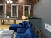 Swanky 1-bedroom loft apartment, located directly on Market street Hotels in Corning