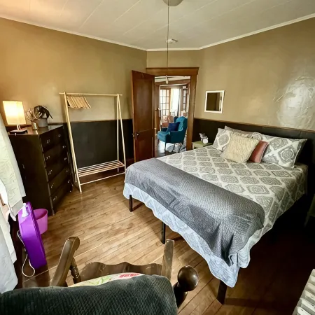 Cozy Arts & Crafts Home in the Heart of Lubec! Walk to all local amenities.