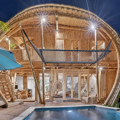 Noon V4 · Eco Bamboo Getaway in Seseh - Canggu - A Luxury Private Villa By Balinest Villas Hotels near سيسيه