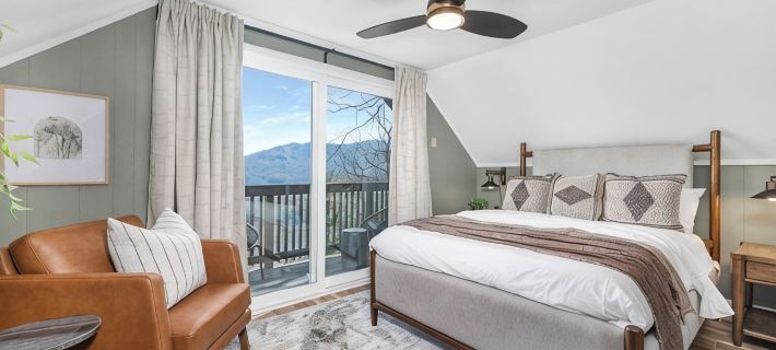 Game Room, Hot Tub, Pet-Friendly, Fire-pit, Views on 3-Acres in Seven Devils Hotels in Avery County