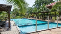 Redang Holiday Beach Resort - Resorts