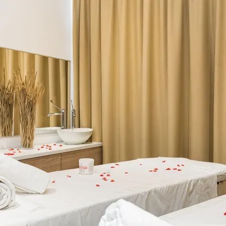 Hotel Narcis - Maslinica Hotels & Resorts