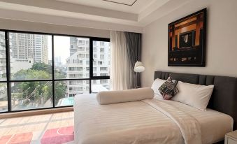 Sathorn 111