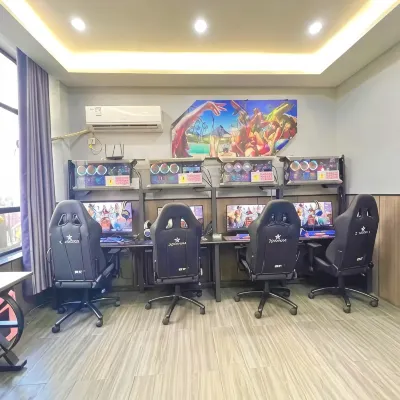 Xiangyang Cool E-sports Homestay (Xiangyang North Street Gulou Alley)