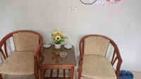 HUY HOANG AIRPORT - Bed and Breakfasts