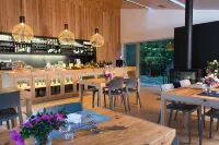 Furnas Lake Forest Living - servizio colazione