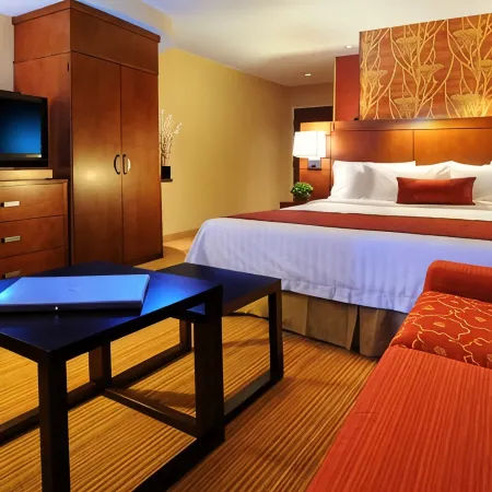 Courtyard Houston Pearland