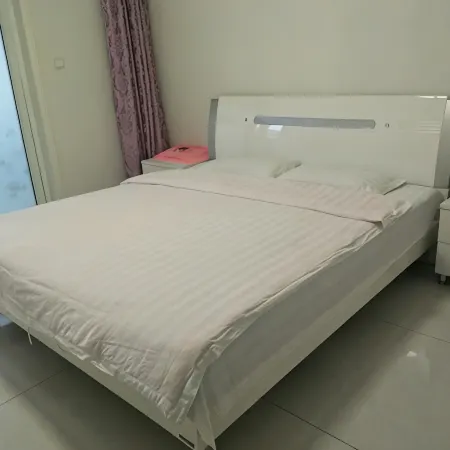 Fengxian Bishui Jiayuan Family Hotel