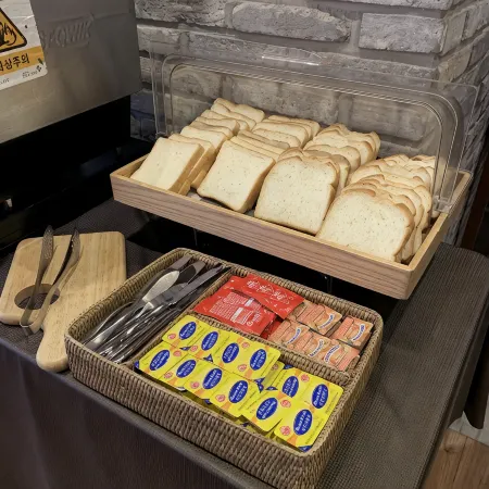 Vella Suite Hotel