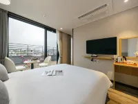 Shin Shin Hotel Cheonjiyean Hotels near Pyoseon