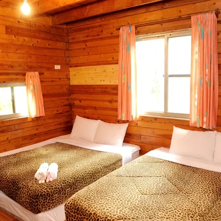 Master Bear Resort Отели рядом с достопримечательностью «Чу Лу Ранч»