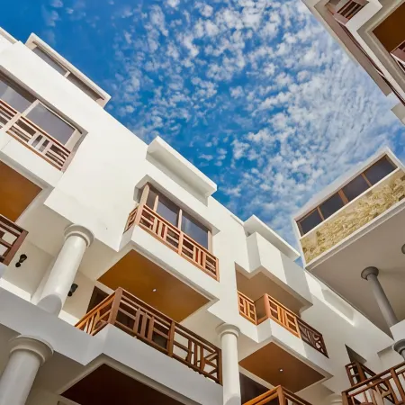 Giulius Boracay Italian Resort