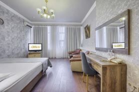 Hotel Astoria