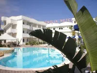 Hotel Magnolia - Pools