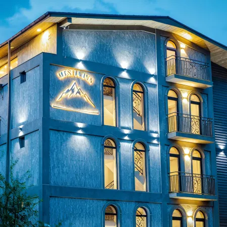 Hotel Mestia Inn