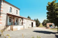Cocon Bord de Lac, 11 Personnes, Piscine, Billard