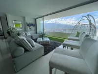 PENTHOUSE 40 Floor to enjoy the VIEW OF THE CITY! Awesome huge apartment 127 sm Hotéis em Itagui