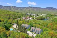 Cozy 1-bedroom condo in the heart of Killington with mountain views