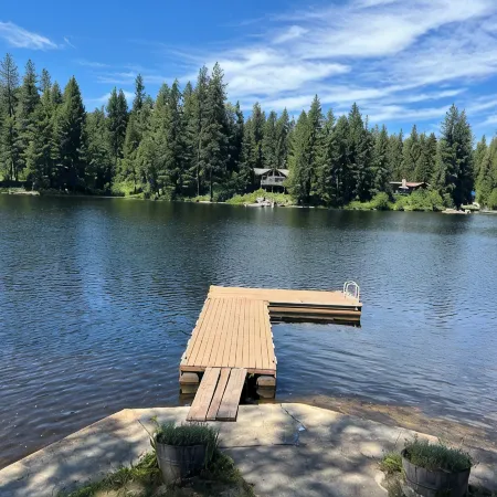 3-bedroom lakefront cabin with WiFi, AC and a private dock.  Bring the family!